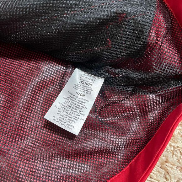 NEW HUNTER Women’s Water Resistant Windbreaker Hooded Jacket Red, Size S/M/L - Picture 14 of 15